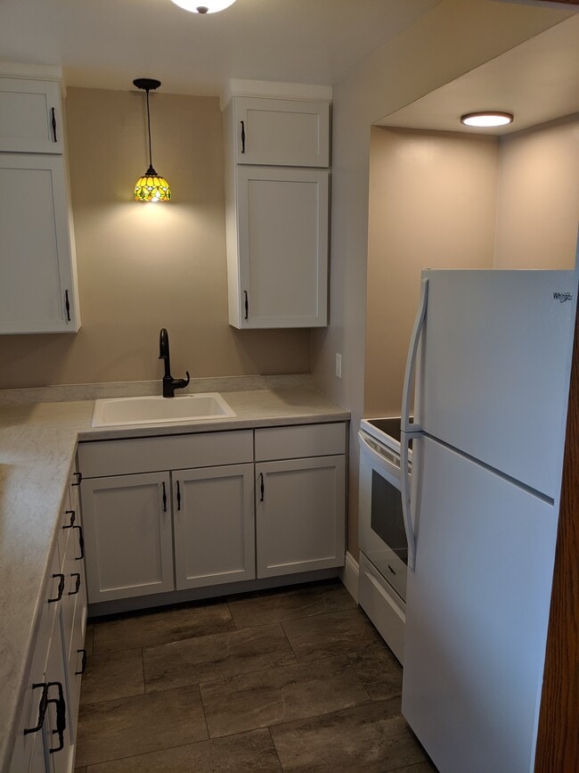 307 W Main St Unit 11, Montfort, WI 53569 Apartments in Montfort, WI