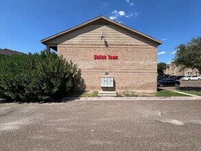 Building Photo - 412 Shiloh Dr