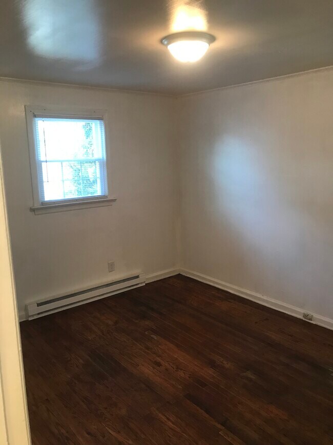 Foto del edificio - 1403 Hyman Ave