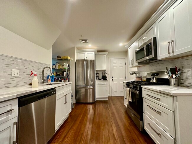 Foto del edificio - 21 Bellevue St