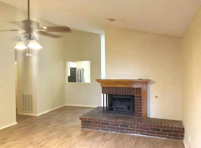 Building Photo - 4327 Allegro Ln