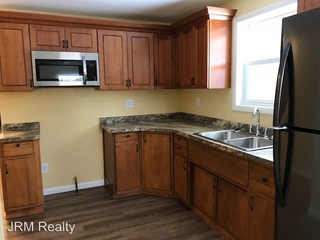 Building Photo - 3 br, 1 bath House - 2017 Graham Dr