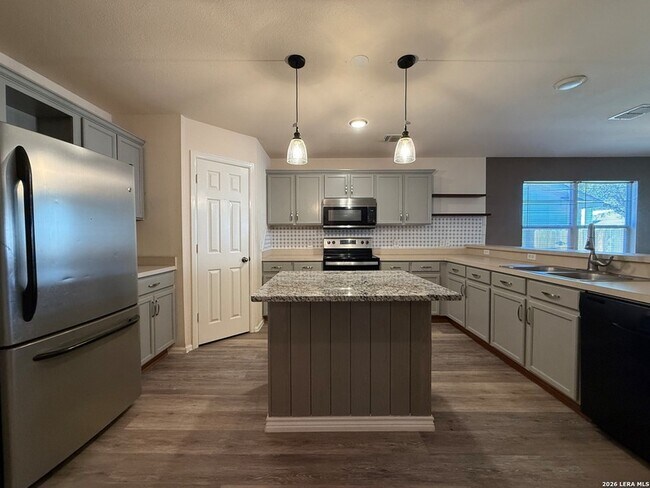 Building Photo - 10839 Red Musket Tr