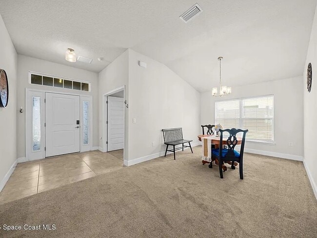 Building Photo - 695 Lantana St