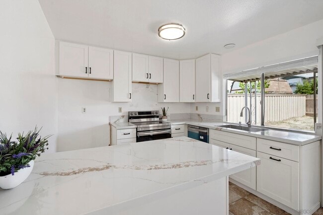 Building Photo - 10625 Amantha Ave