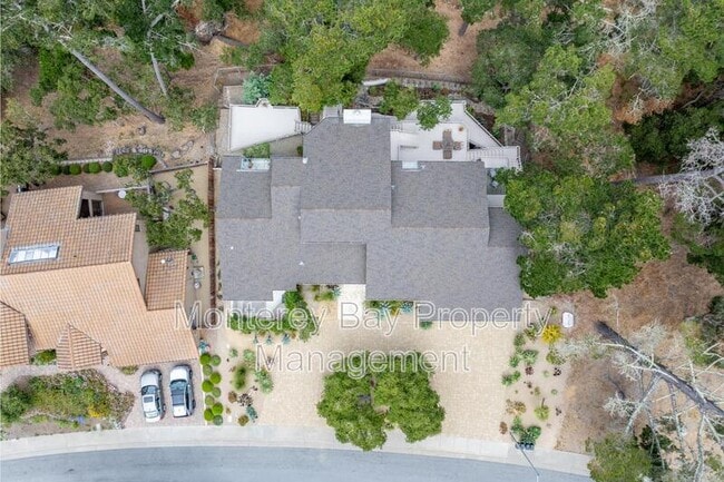 Building Photo - 18 Deer Stalker Path