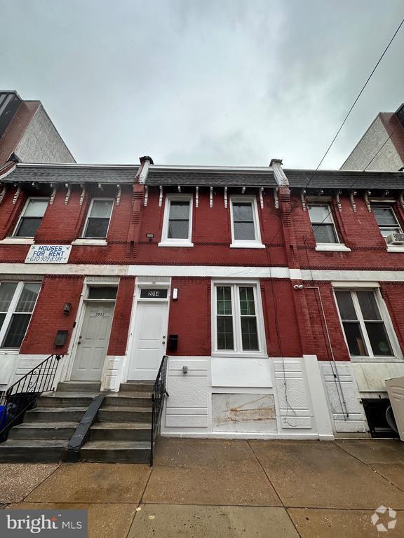 Building Photo - 2014 N Carlisle St