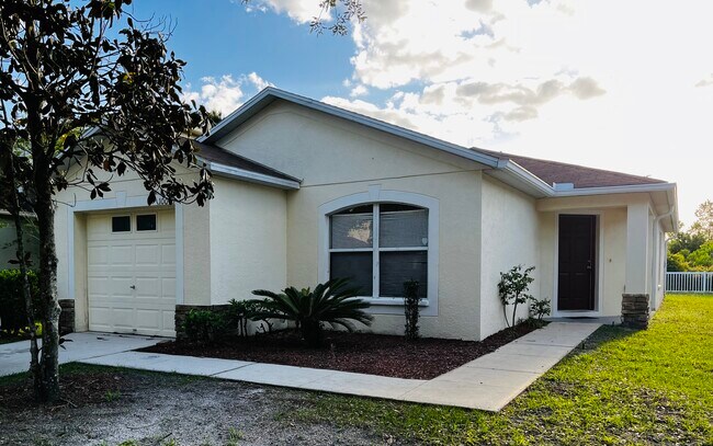 Building Photo - 10043 Landport Way