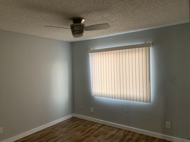 Foto del edificio - 1243 Fedora St