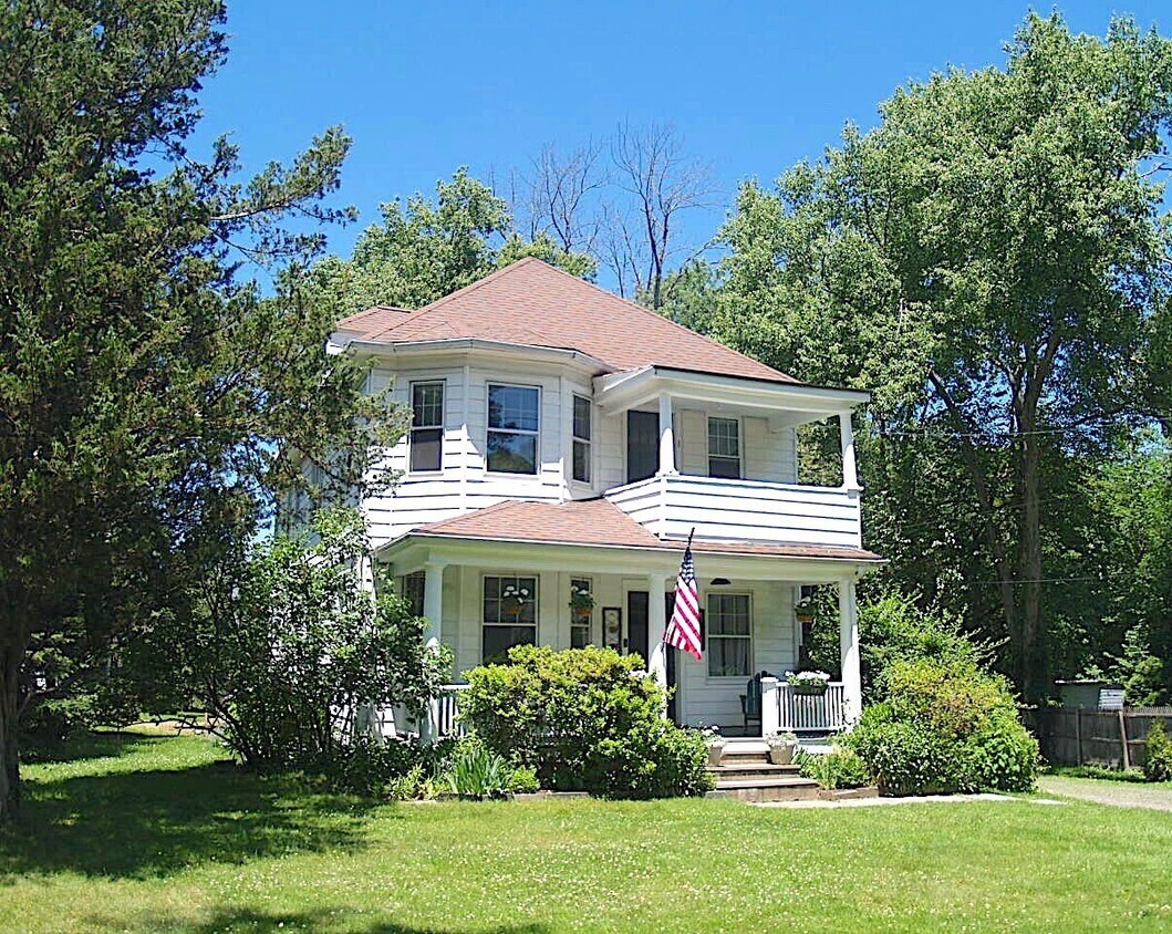 Primary Photo - 98-86 Old Kings Hwy N