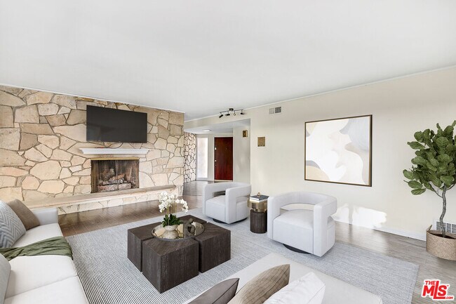 Foto del edificio - 3543 Scadlock Ln