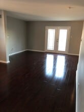 Building Photo - 1240A Pine Grove St