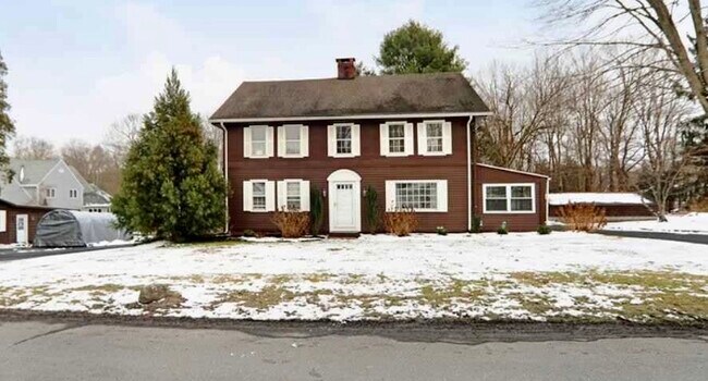 Foto del edificio - 29 N Hill Rd