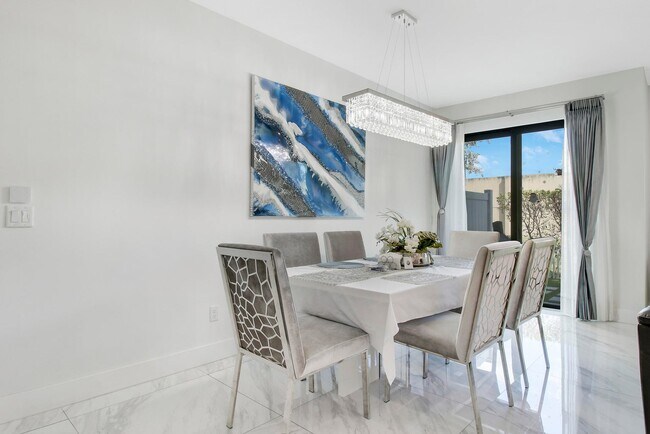 Foto del edificio - 1010 Willow Pl