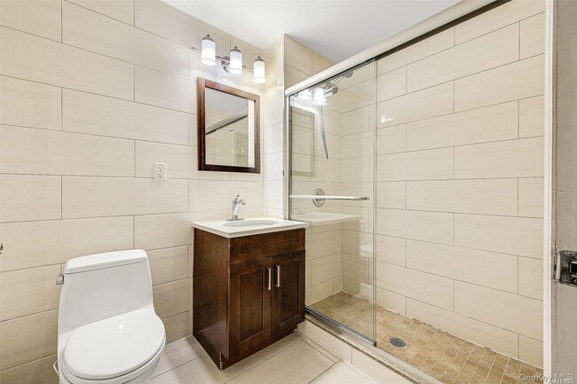 Building Photo - 94-11 65th Rd