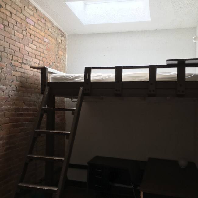 HAB - 136 Court St