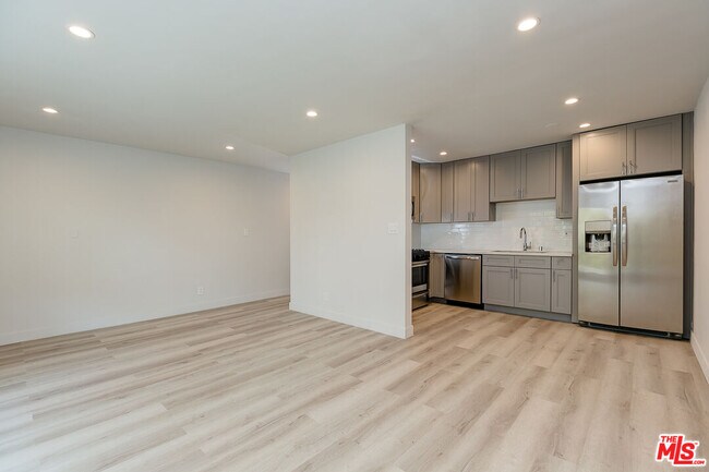 Foto del edificio - 2232 W 24th St