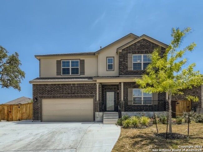 Building Photo - FALL INTO A NEW HOME WITH OUR MOVE-IN SPEC...