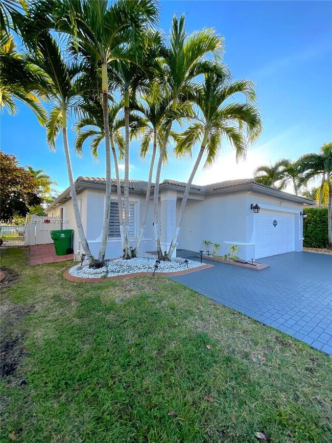 Foto del edificio - 13364 SW 44th St