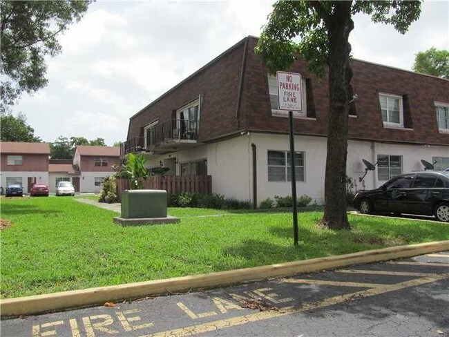Building Photo - 7103 W Sunrise Blvd