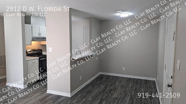 Foto del edificio - 2912 W Florida St