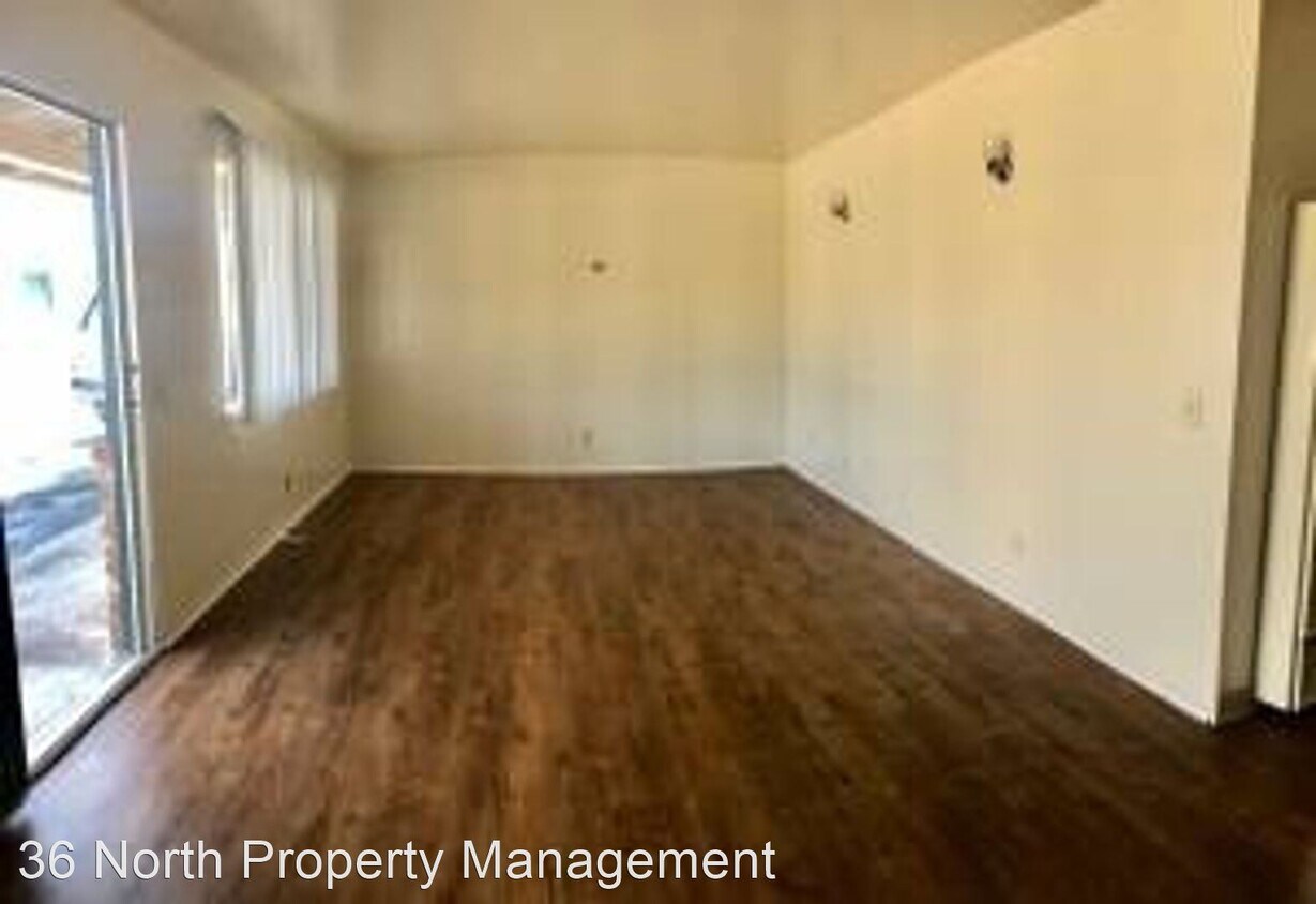 Building Photo - 176 Palm Ave