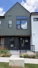 Building Photo - 2200 McFly St