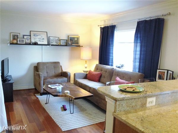 Primary Photo - 1219 Oronoco St