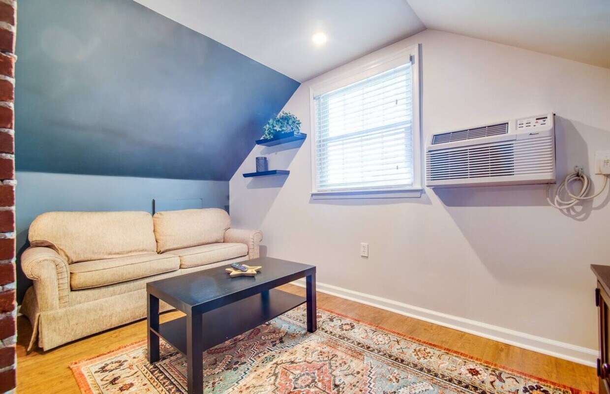 Foto principal - 42 Old Lancaster Rd