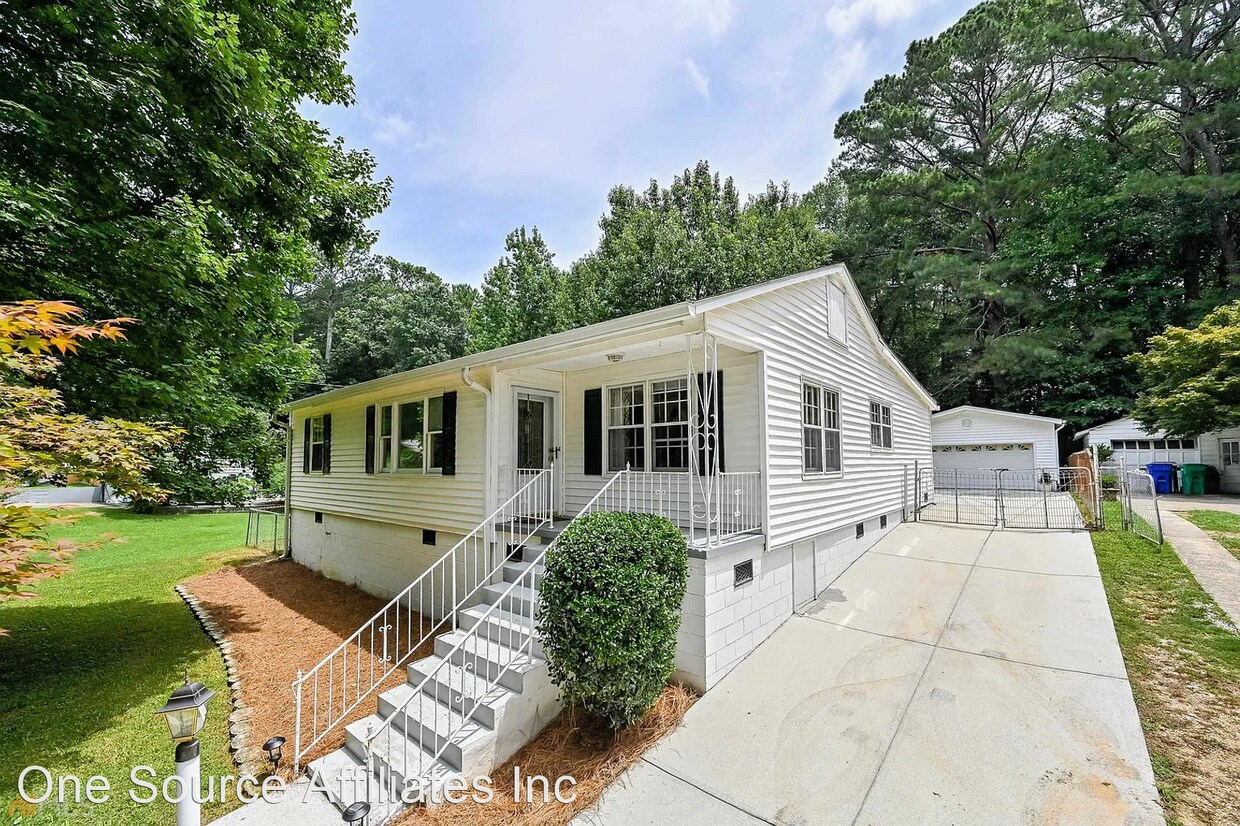 Foto principal - 3 br, 2 bath House - 1697 Beacon Hill Blvd