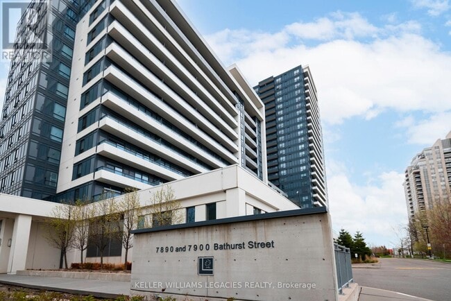 Building Photo - 7890-7890 Bathurst St