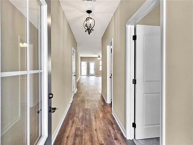 Building Photo - 16218 Thorncrown Ln