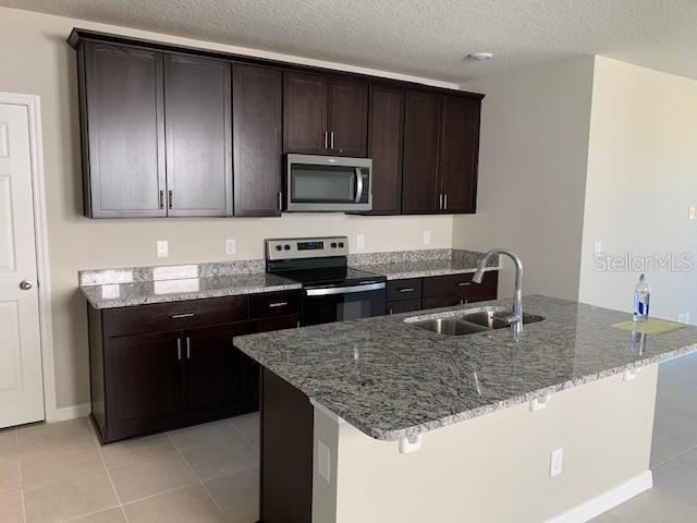 Foto del edificio - 3520 Monaco Ln