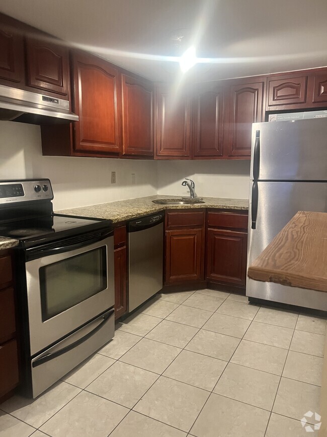 Apartments For Rent in Little Ferry, NJ 32 Rentals