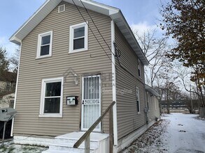 Building Photo - 1644 Beidler St