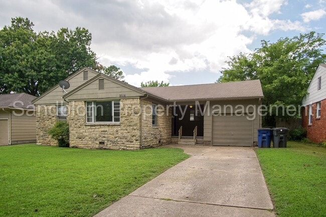 Building Photo - 2614 S Urbana Ave