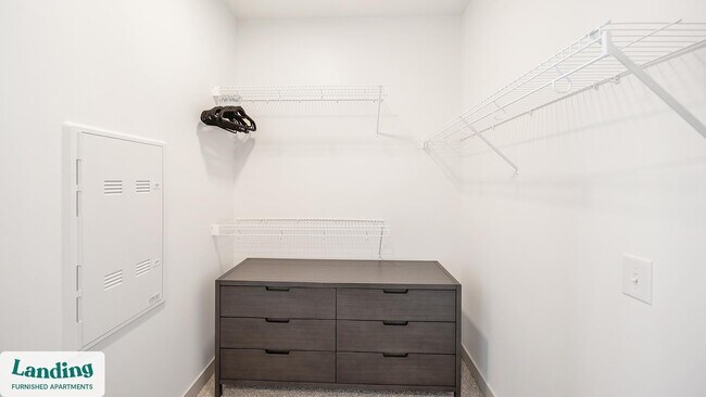 Foto del edificio - 5811 Main St