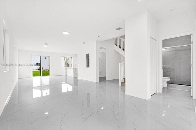 Building Photo - 22469 SW 125th Ave