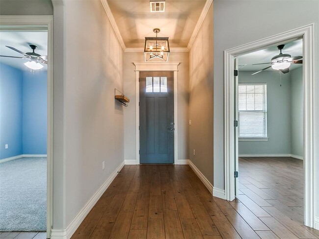 Foto del edificio - 1745 Cowboy Ln