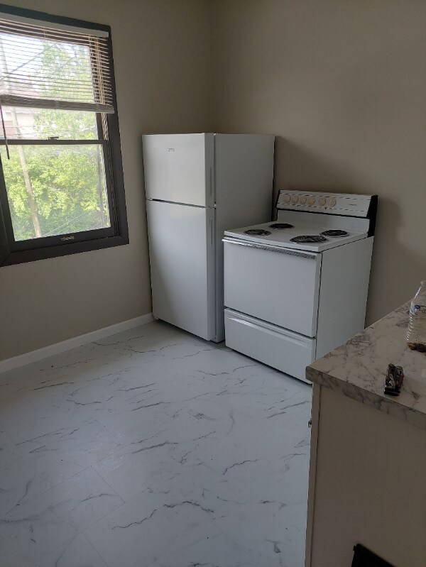 Building Photo - 510 3rd Ave