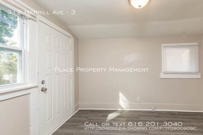 Building Photo - 312 Merrill Ave