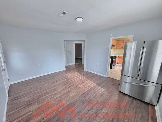 Building Photo - 3738 Townes Ave