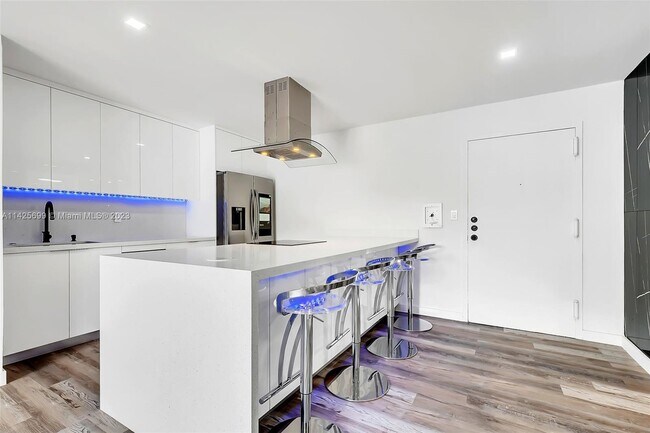 Foto del edificio - 4803 NW 7th St