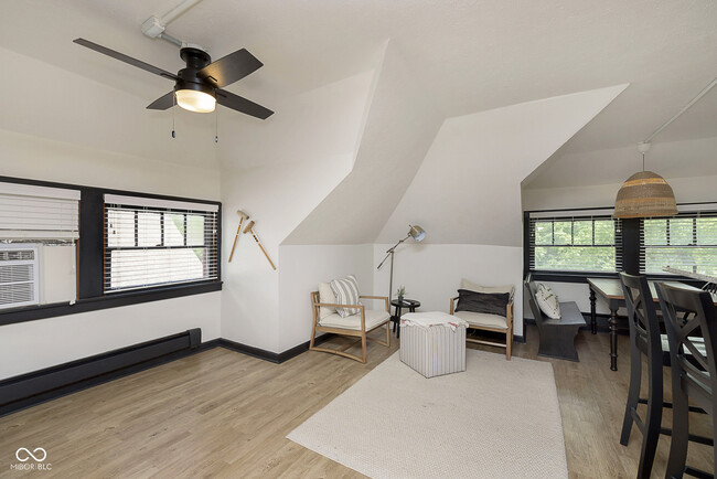 Building Photo - 1428 N Park Ave