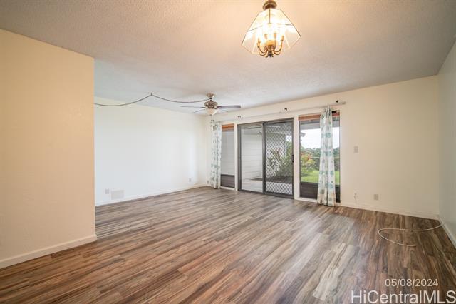 Building Photo - 98-1733-1733 Ka?ahumanu St