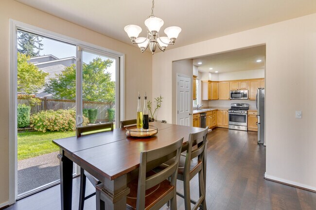 Foto del edificio - 111 Nellis Rd