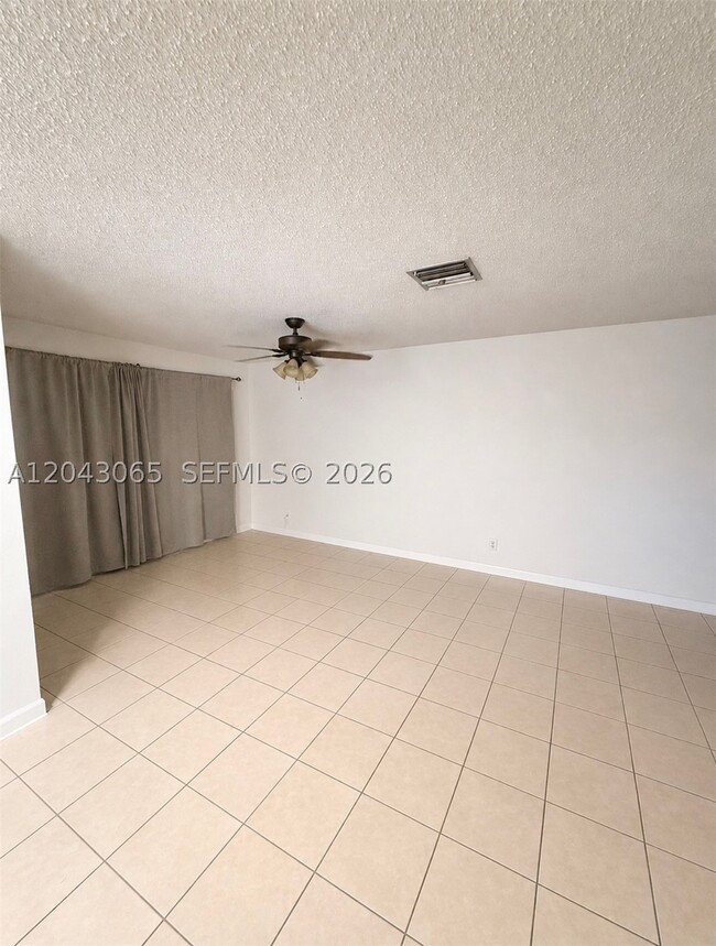 Building Photo - 8475 SW 156th Ct