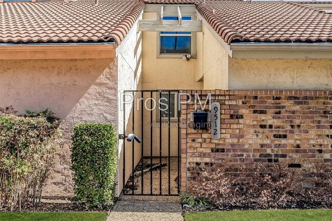 Photo - 9512 Amberton Parkway Townhome
