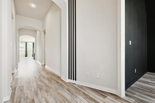 Building Photo - 1613 Chickadee Dr