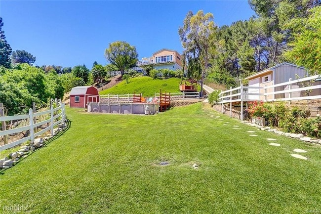 Building Photo - 4 br, 5 bath House - 7 Spinning Wheel Ln